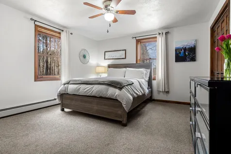 68 Hampstead Road Danville NH 03819