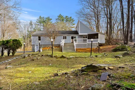 68 Hampstead Road Danville NH 03819