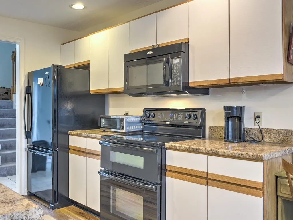 6 Surry Hill Drive Keene NH 03431