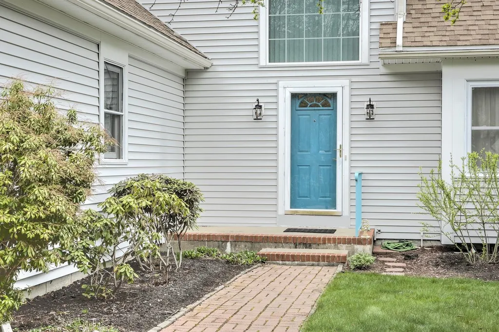 6 Surry Hill Drive Keene NH 03431