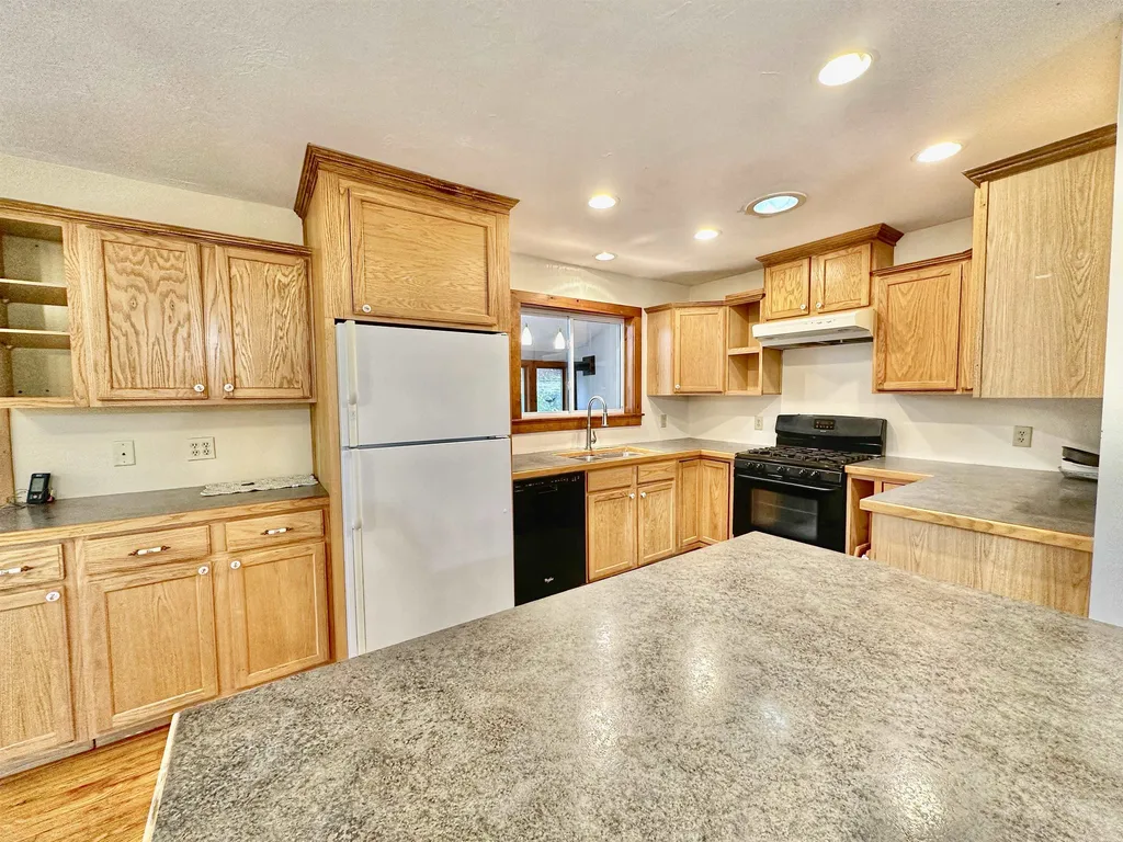 656 N Wilmot Road Wilmot NH 03287