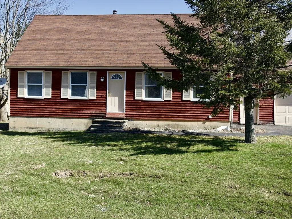 3 Quarry Lane Milton VT 05468