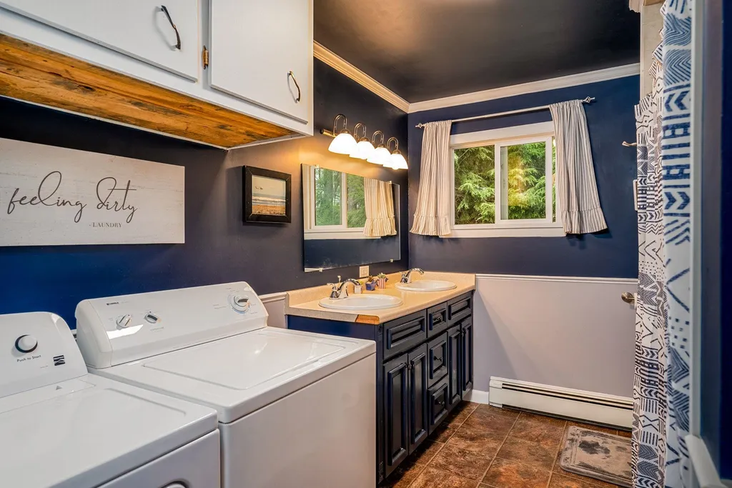 11 Robinhood Circle Montpelier VT 05602