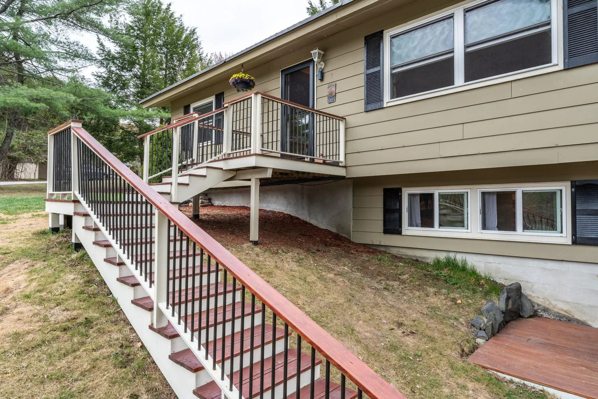 11 Robinhood Circle Montpelier VT 05602