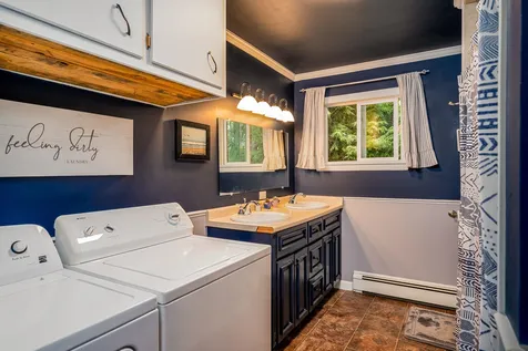 11 Robinhood Circle Montpelier VT 05602