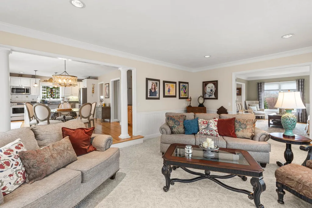 3 Dearborn Brook Circle Exeter NH 03833