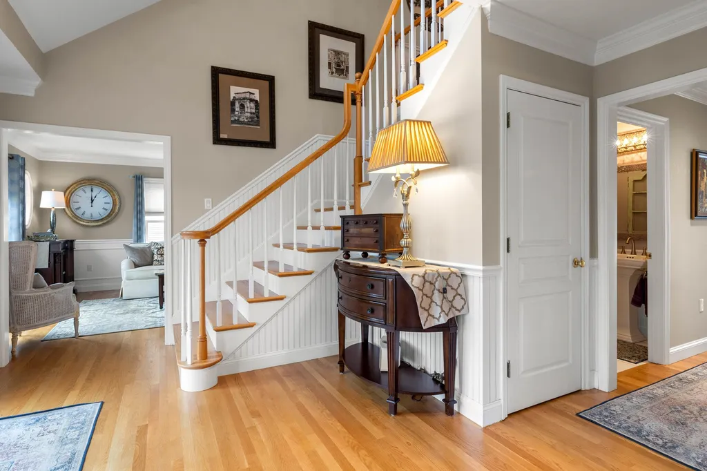 3 Dearborn Brook Circle Exeter NH 03833