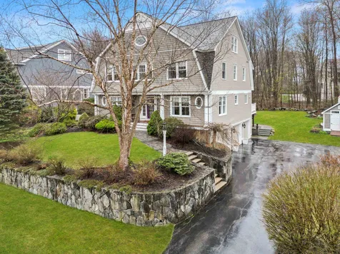 3 Dearborn Brook Circle Exeter NH 03833