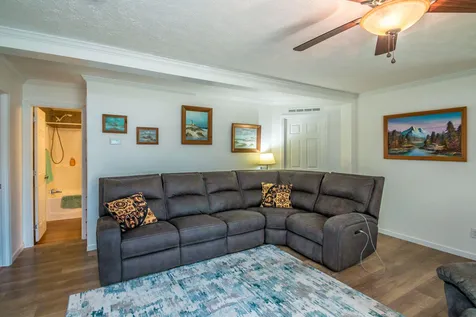 40 Wildwood Way Conway NH 03813