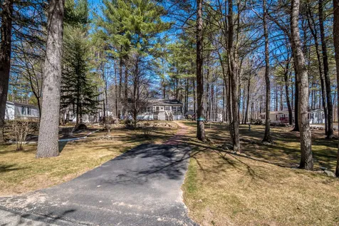 40 Wildwood Way Conway NH 03813