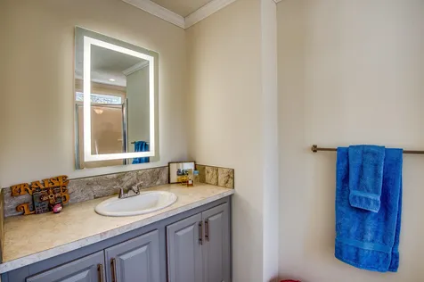 81 Buckingham Drive Conway NH 03818