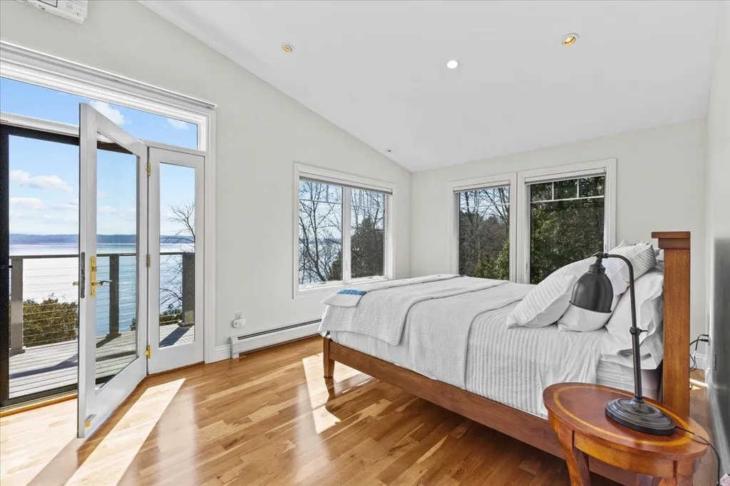 58 Featherbed Lane South Hero VT 05486
