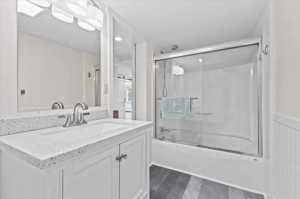 58 Featherbed Lane South Hero VT 05486