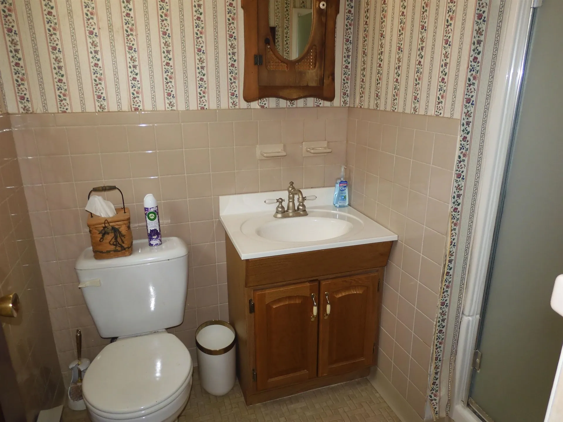 16 Claire Avenue Derry NH 03038