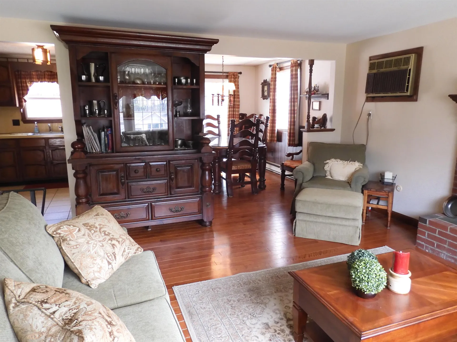 16 Claire Avenue Derry NH 03038