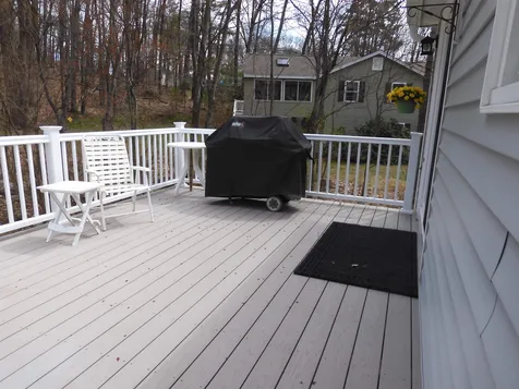 16 Claire Avenue Derry NH 03038