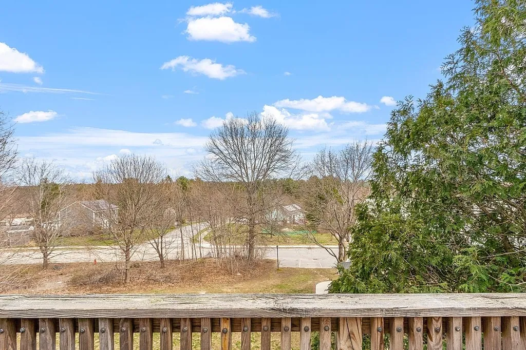 10 Pamela Lane Amesbury MA 01913