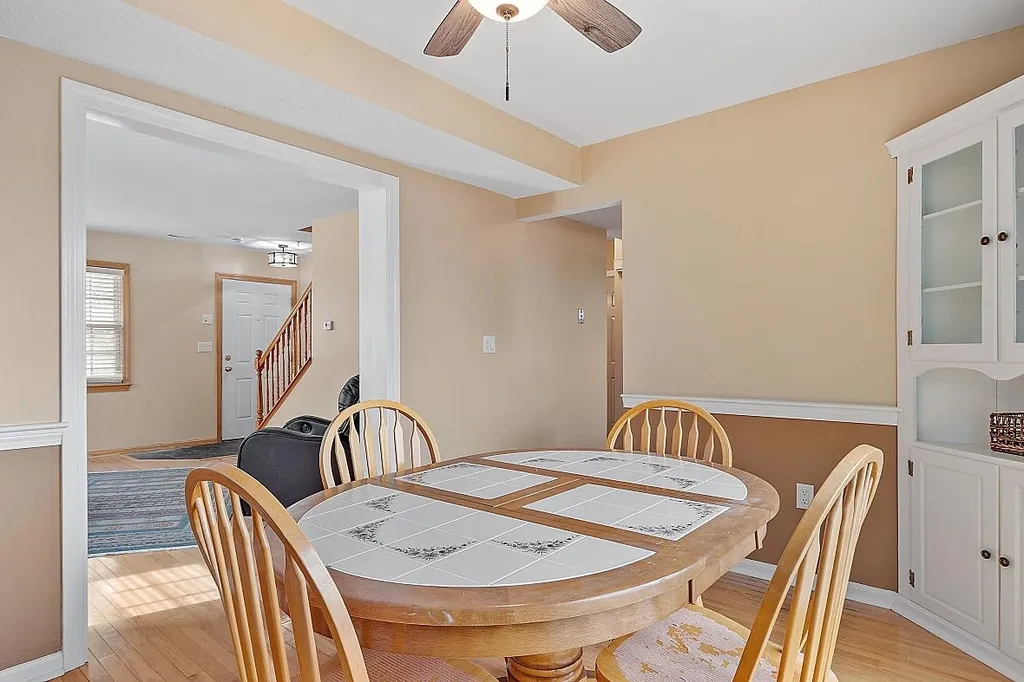 10 Pamela Lane Amesbury MA 01913