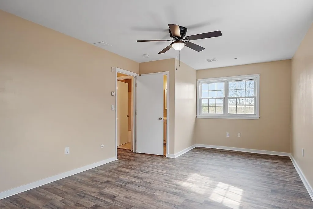 10 Pamela Lane Amesbury MA 01913