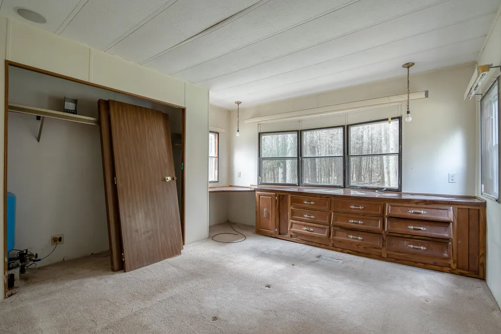 392 Hall Road Barrington NH 03825