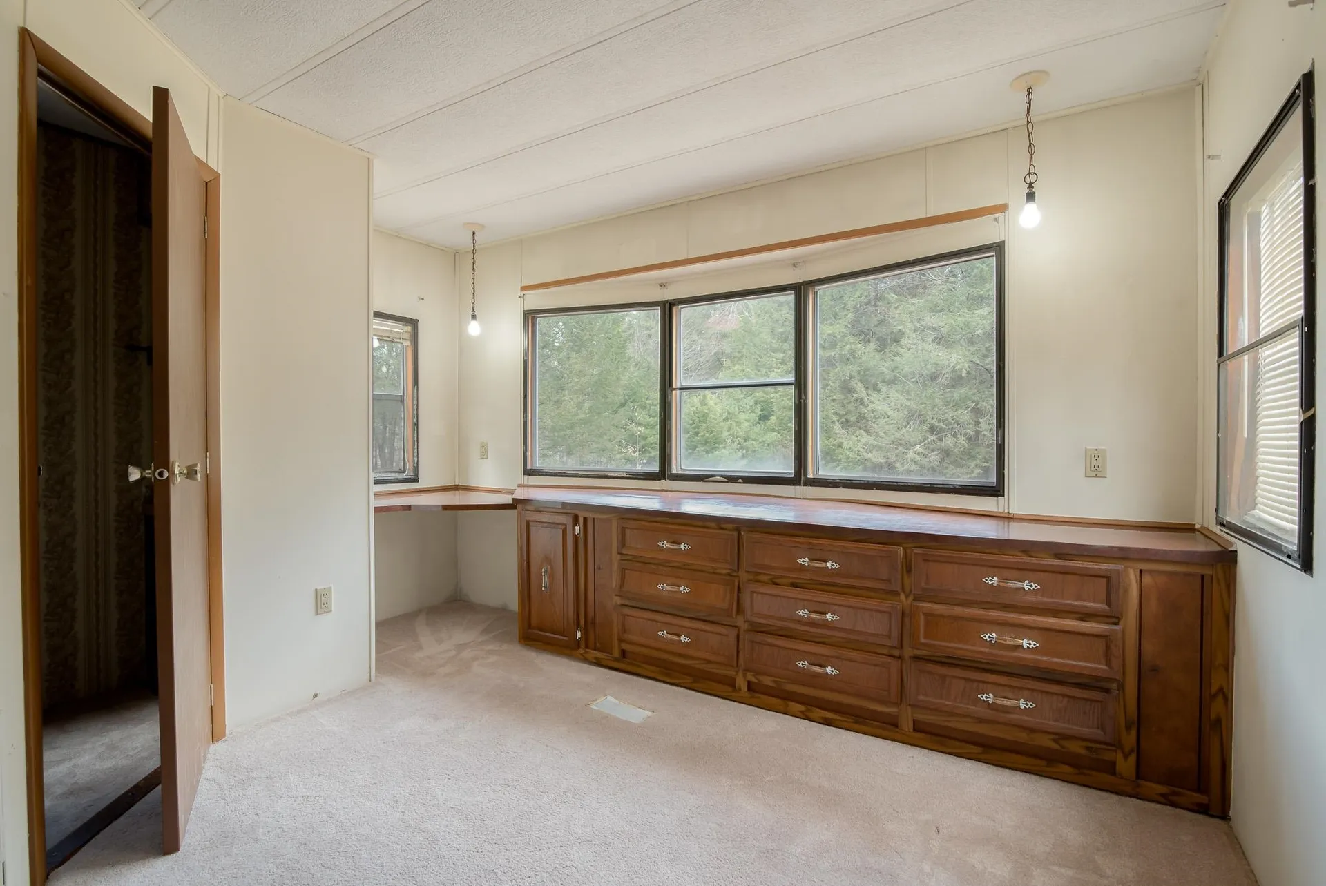 392 Hall Road Barrington NH 03825