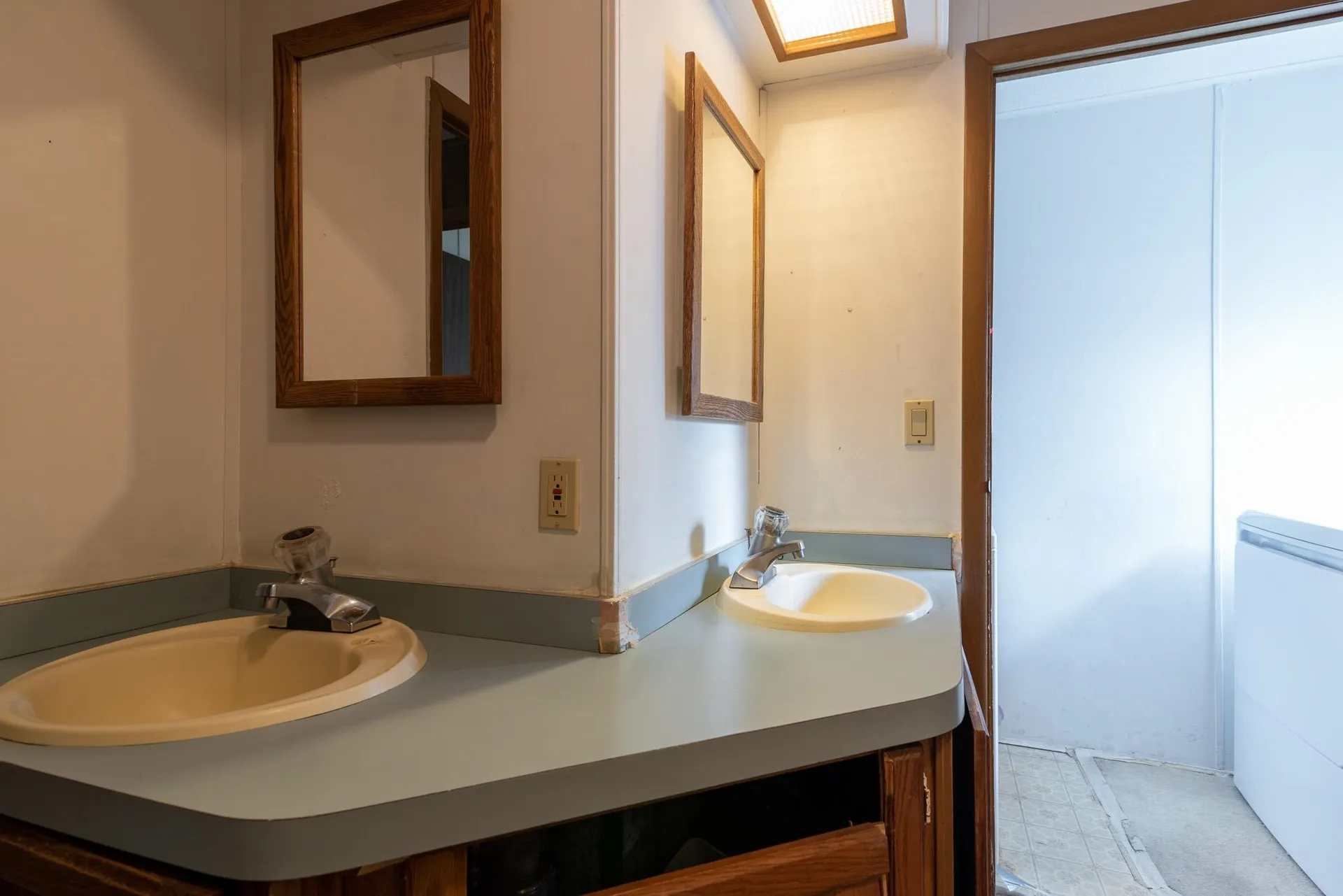392 Hall Road Barrington NH 03825