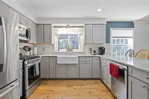 2761 Lake Shore Road Gilford NH 03249