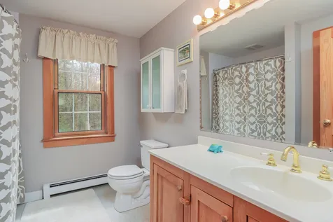 25 Abbott Road Canterbury NH 03224