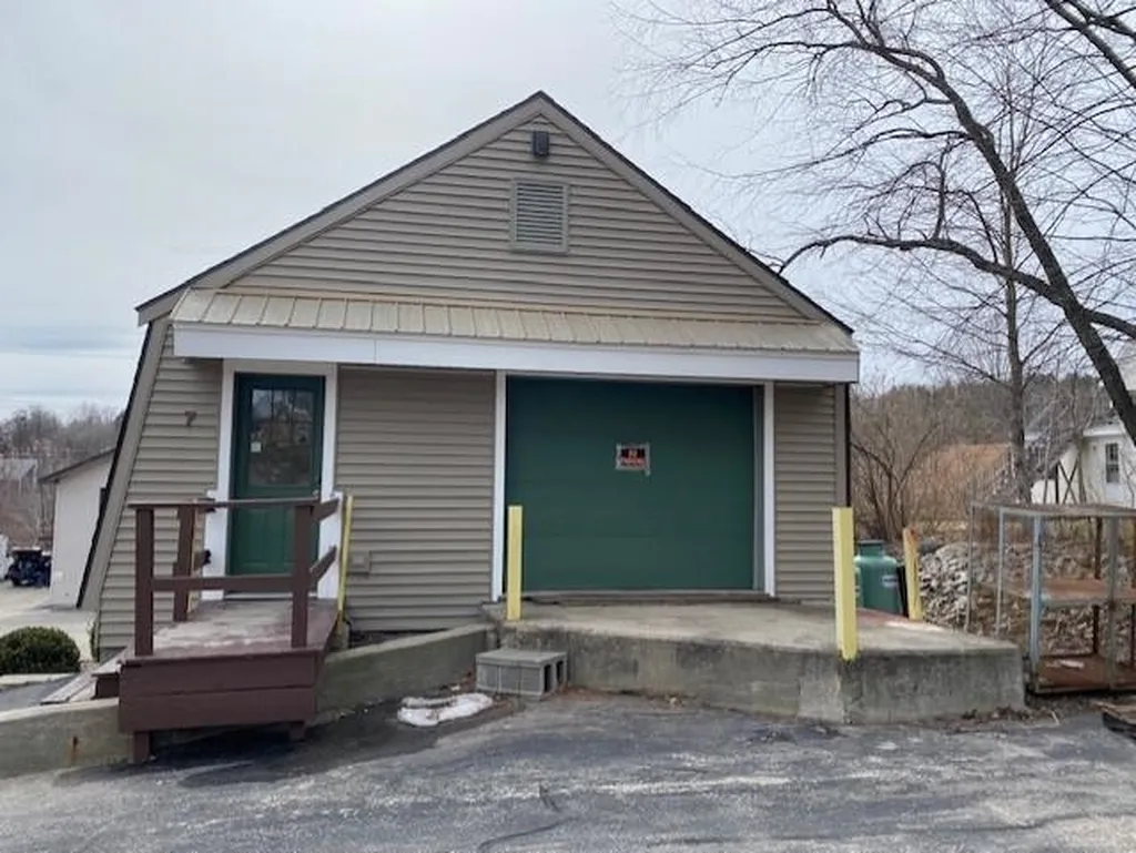 7 King Street Wolfeboro NH 03894