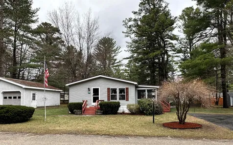 17 Hemlock Drive Tamworth NH 03886