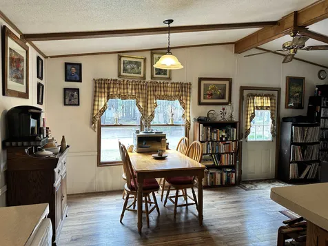 17 Hemlock Drive Tamworth NH 03886