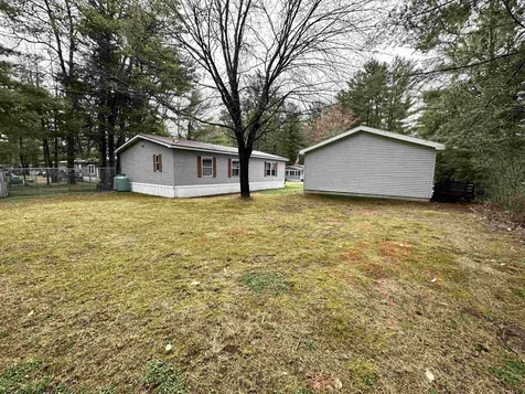 17 Hemlock Drive Tamworth NH 03886