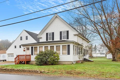 41 Washington Street Seabrook NH 03874