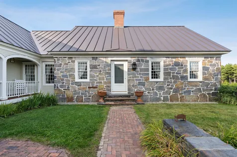 1484 Bowman Road Barnard VT 05031