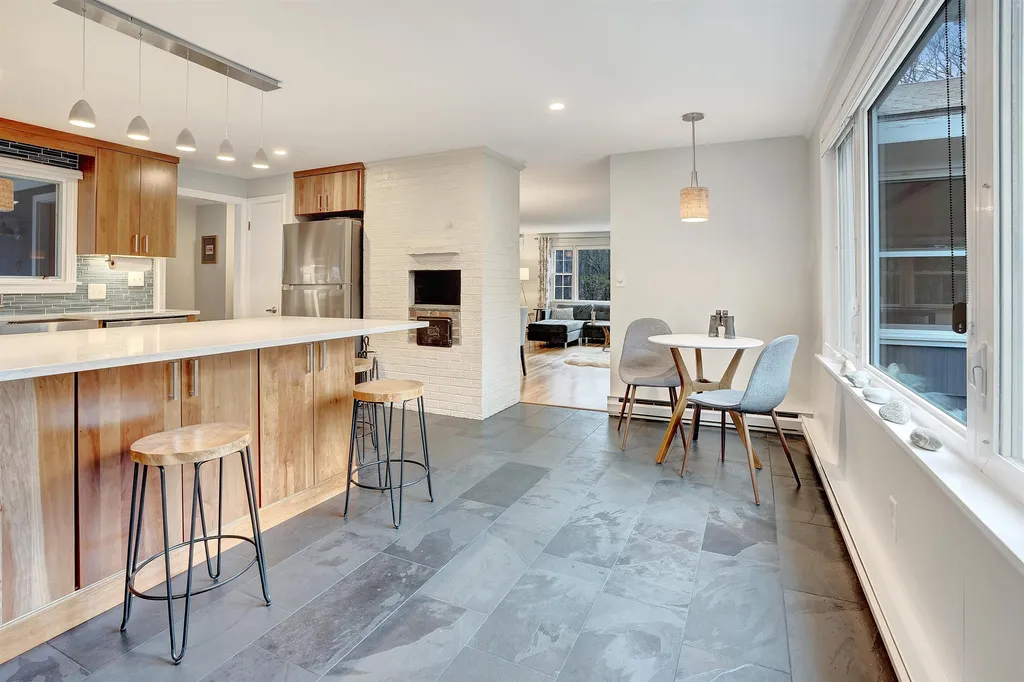 9 Toppan Lane Hampton Falls NH 03844