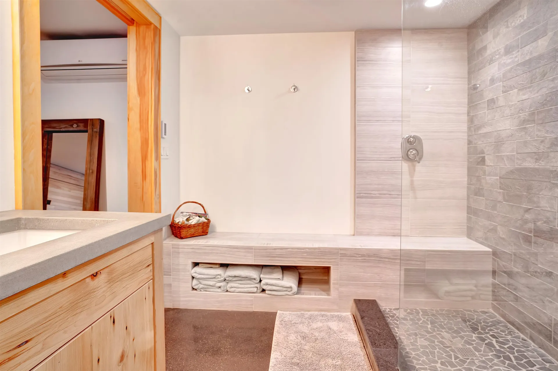 9 Toppan Lane Hampton Falls NH 03844