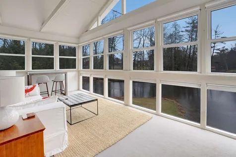 9 Toppan Lane Hampton Falls NH 03844