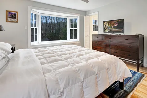 9 Toppan Lane Hampton Falls NH 03844