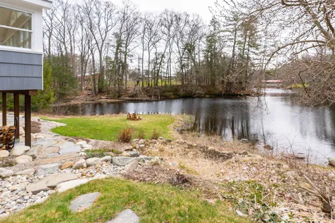 9 Toppan Lane Hampton Falls NH 03844