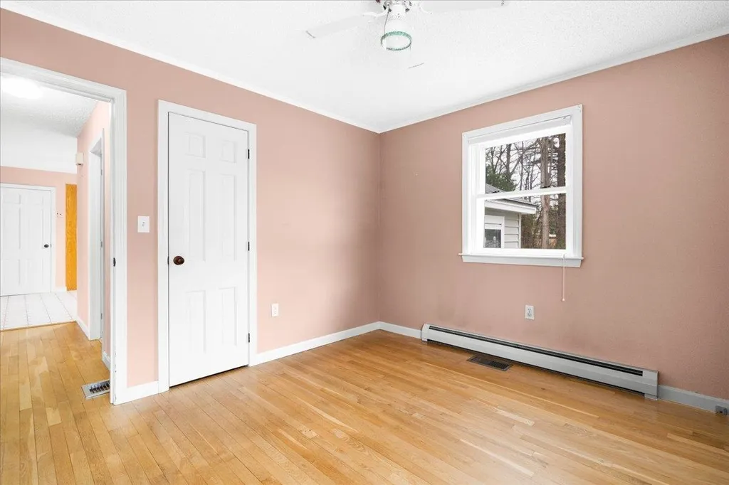 104 Glen Forest Drive Manchester NH 03109