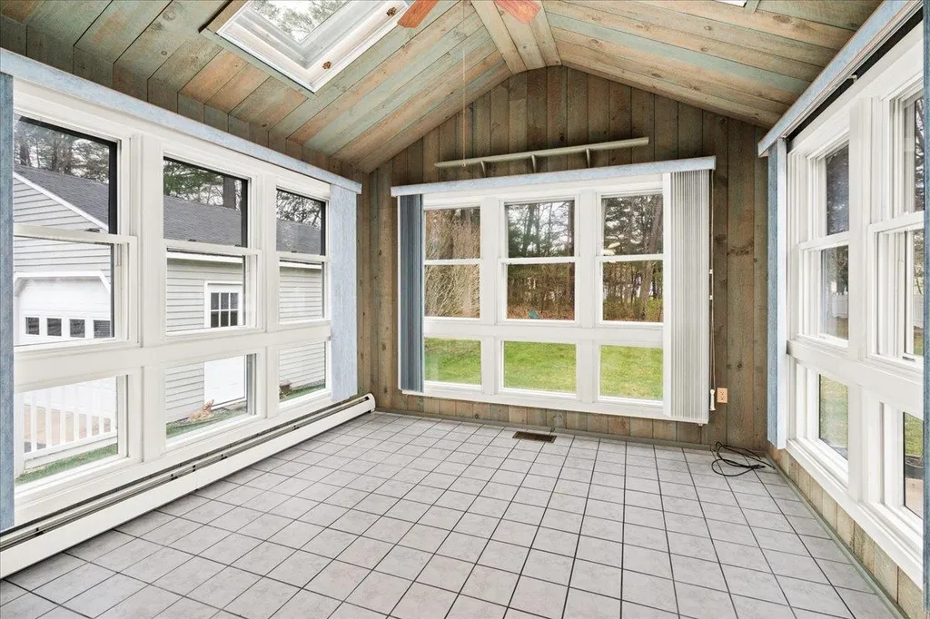 104 Glen Forest Drive Manchester NH 03109