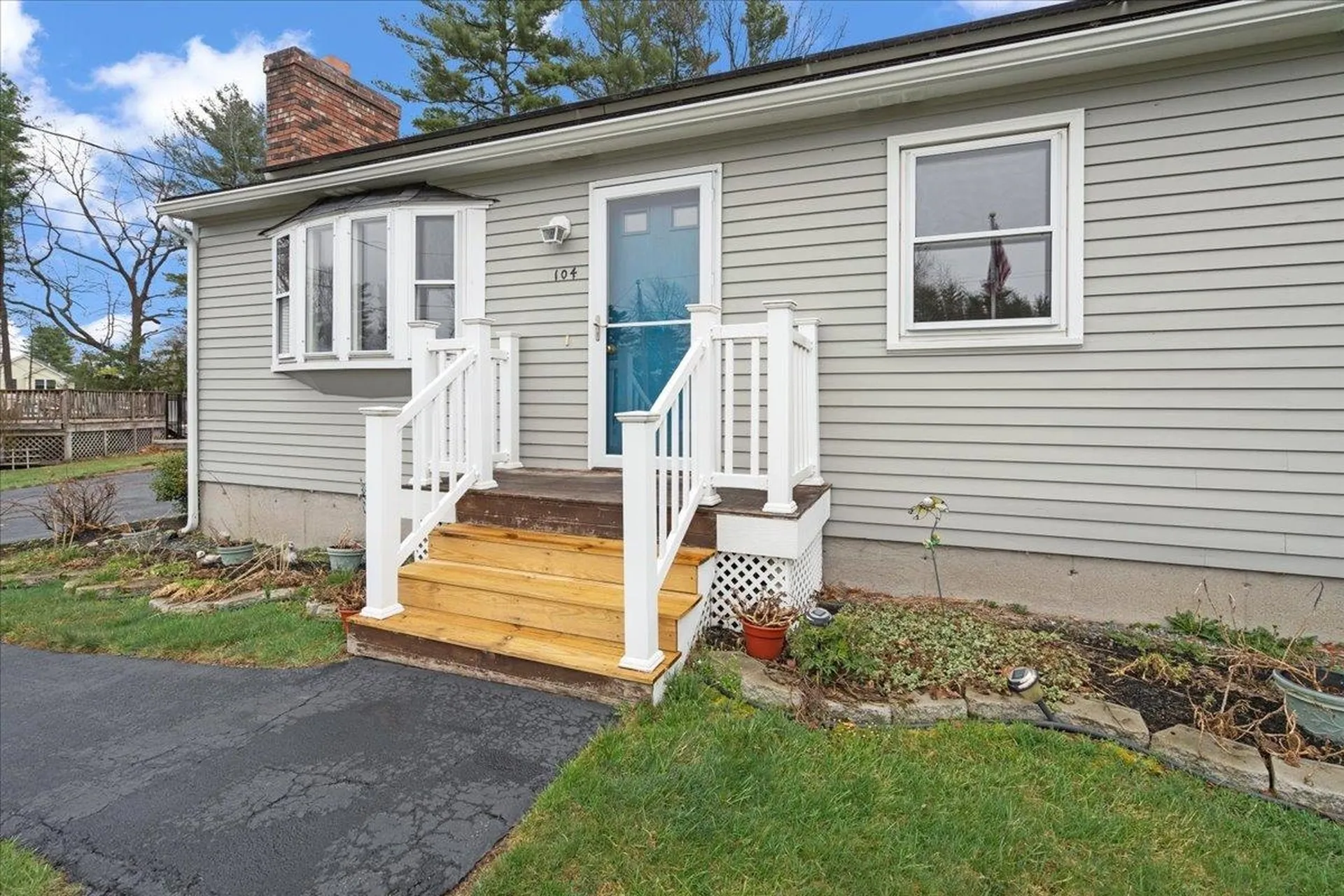 104 Glen Forest Drive Manchester NH 03109
