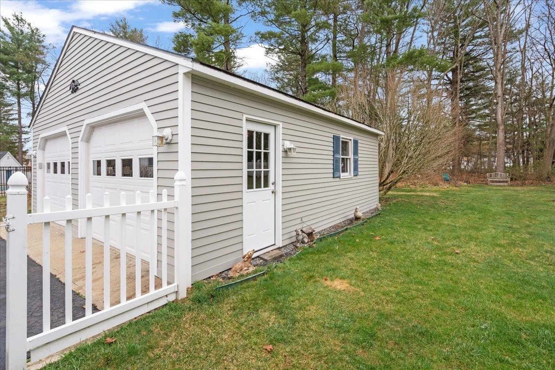 104 Glen Forest Drive Manchester NH 03109