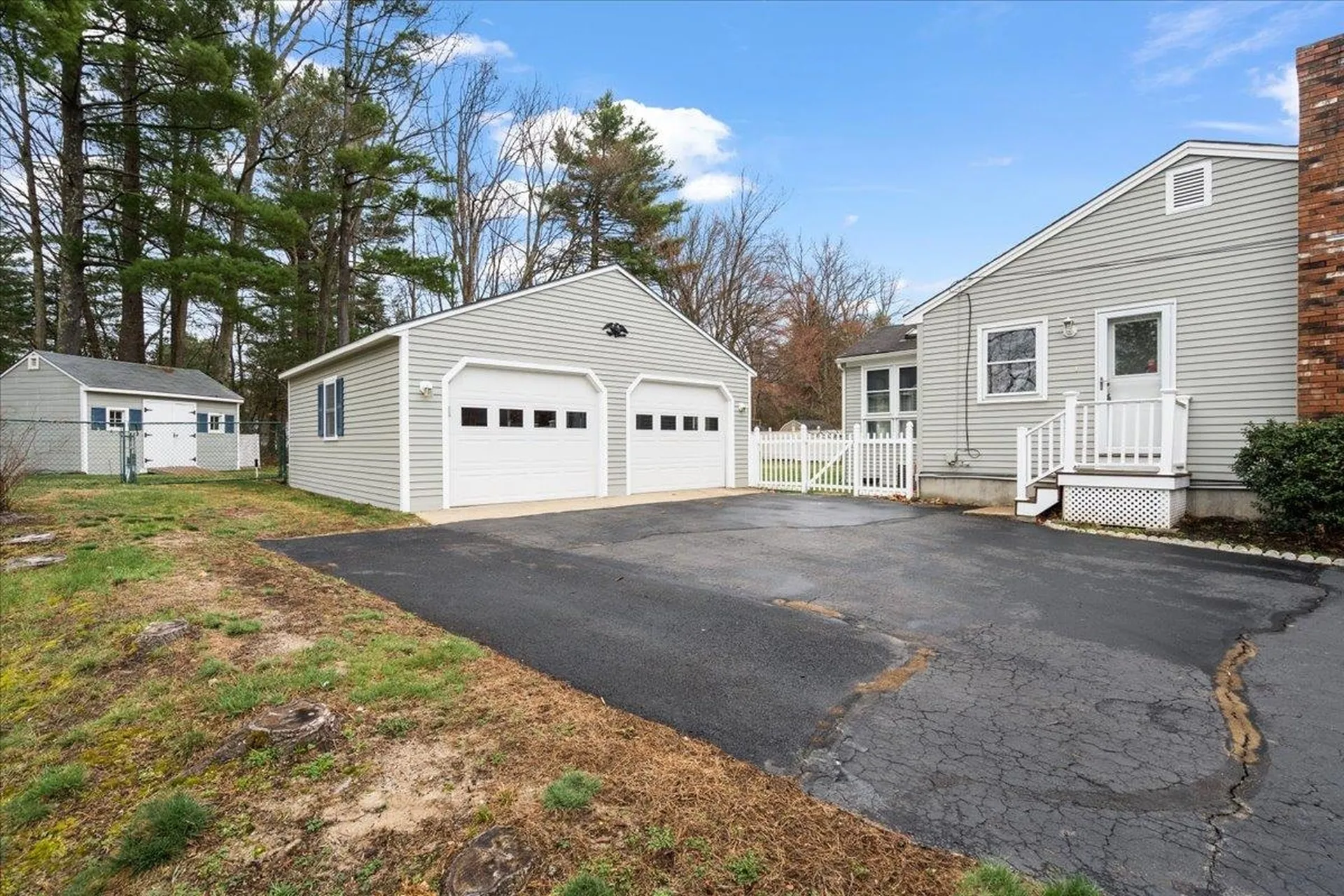104 Glen Forest Drive Manchester NH 03109