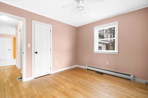 104 Glen Forest Drive Manchester NH 03109