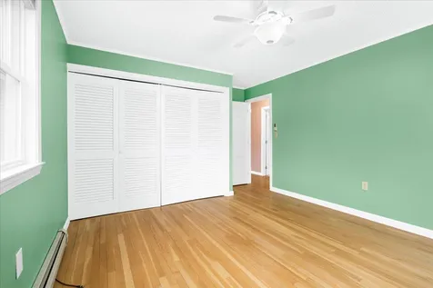 104 Glen Forest Drive Manchester NH 03109