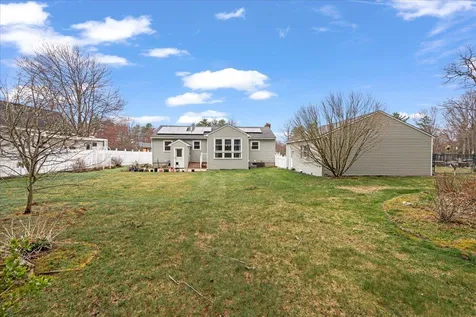 104 Glen Forest Drive Manchester NH 03109