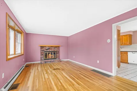 104 Glen Forest Drive Manchester NH 03109