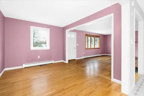104 Glen Forest Drive Manchester NH 03109