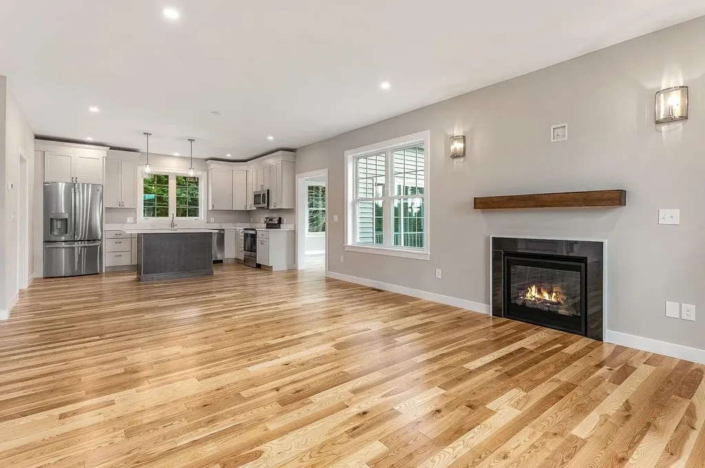 16 Summit Circle Newmarket NH 03857